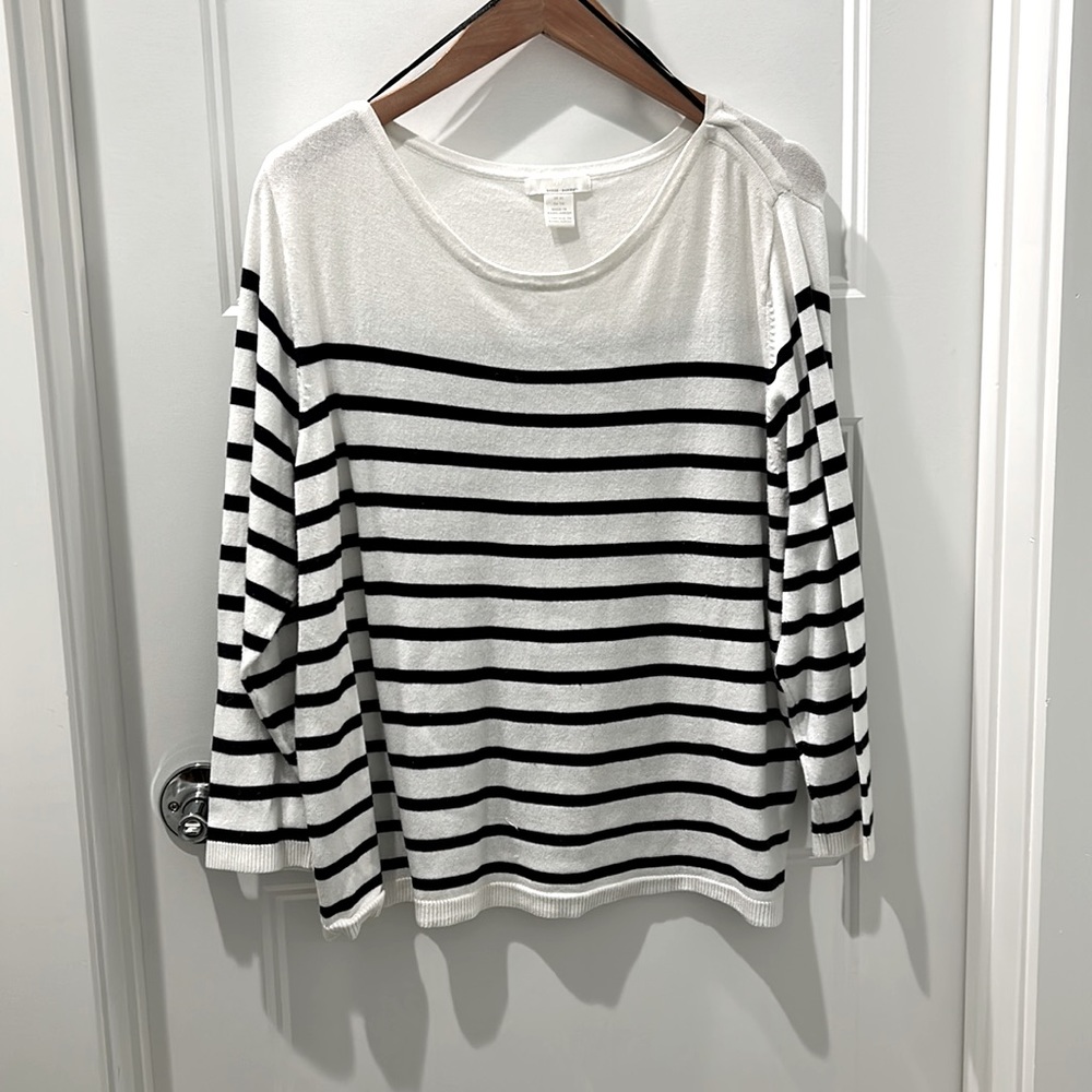 H&M black and white striped sweater